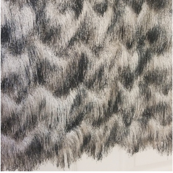 Ann Taylor Ombré Feathered Fringe Skirt Sz 4 - Picture 12 of 13